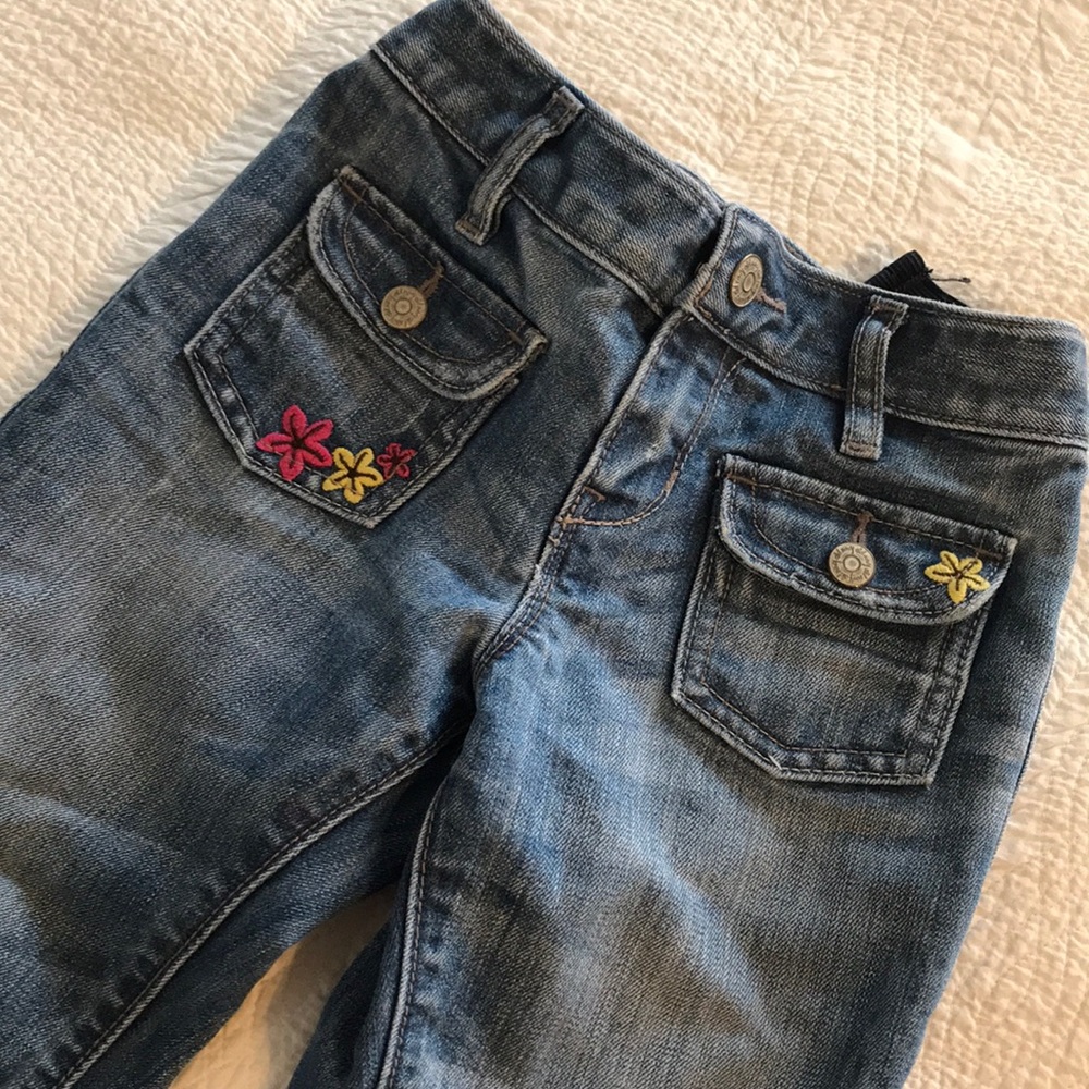 Old Navy Embroidered Denim Crops 8 R